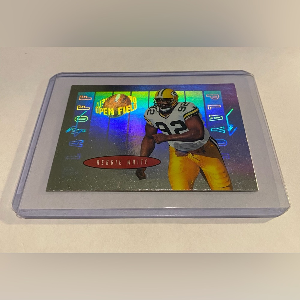Reggie White Multicolor 1996 Playoff Contender Rare! Football Card # 68 Vintage